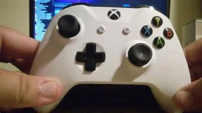 How do i connect my xbox controller without bluetooth?