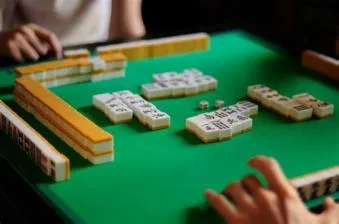Can mahjong be played with 2 players?