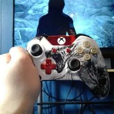 Can you play skyrim vr with a controller?
