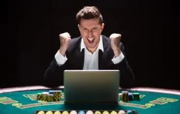 Can i make money playing online casino?