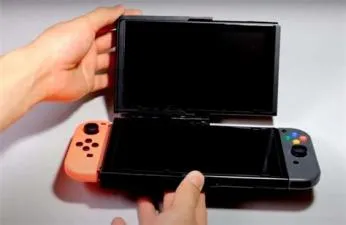 Is a nintendo switch the same as a ds?