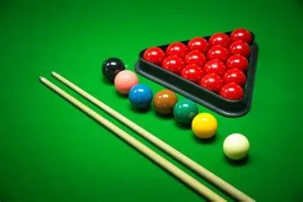 What happens if you sink 2 red balls in snooker?