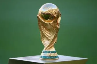 Is world cup 100 gold?