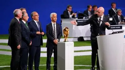 Who gets host bid for 2026 world cup?