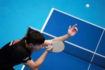 How does playing table tennis develop fitness components?