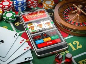 How many people gamble online in india?