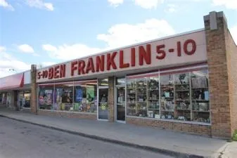 Where can franklin store a jet?
