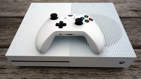 Is xbox one better than xbox 1s?