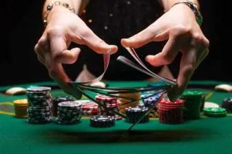 Is it illegal to play poker for money at home uk?