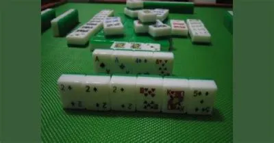 Is rummy same as mahjong?